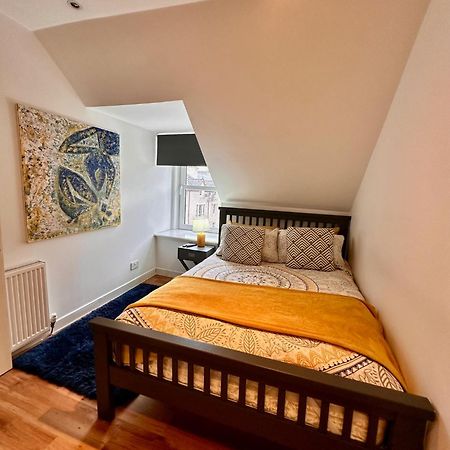 3-Bedroom Flat In The City Centre Next To The River Ness Inverness Eksteriør billede