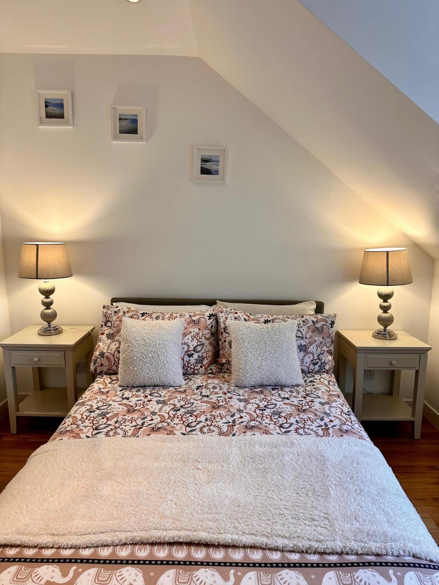 3-Bedroom Flat In The City Centre Next To The River Ness Inverness Eksteriør billede